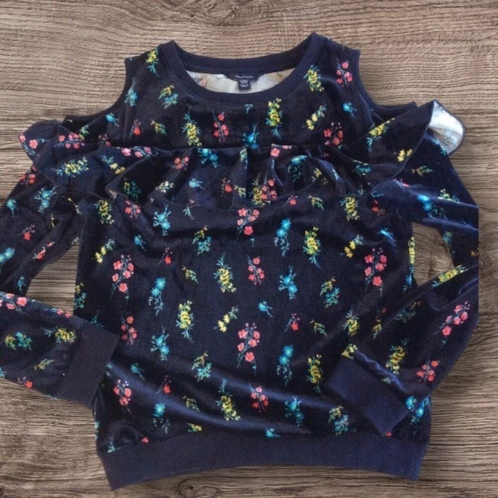 Nautica velour blue floral cold shoulder top. Large 12/14.